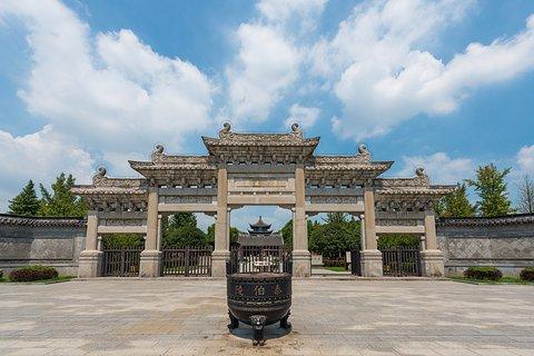 鸿山泰伯陵景区
