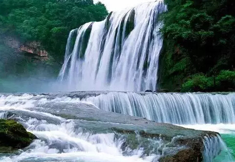 大别山彩虹瀑布
